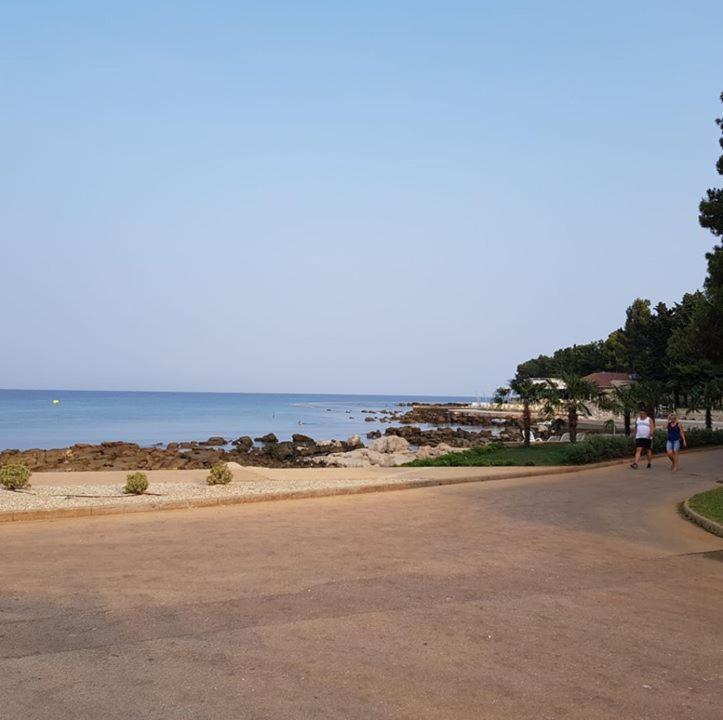 Hana Umag Extérieur photo
