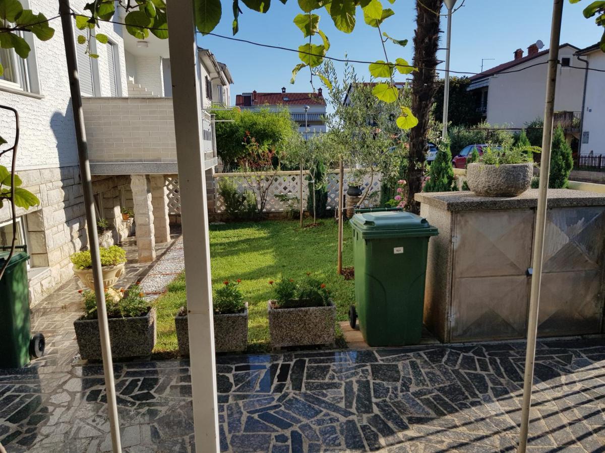 Hana Umag Extérieur photo
